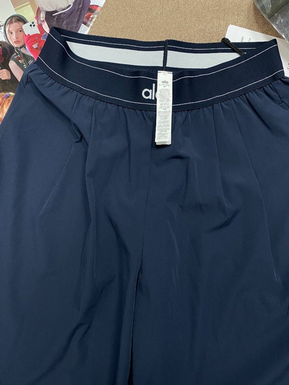 NWT🌈Navy Blue Alo Yoga Suit Up Wide-Leg Trouser 30” Inseam🧚♀️Must-Have - Picture 4 of 9